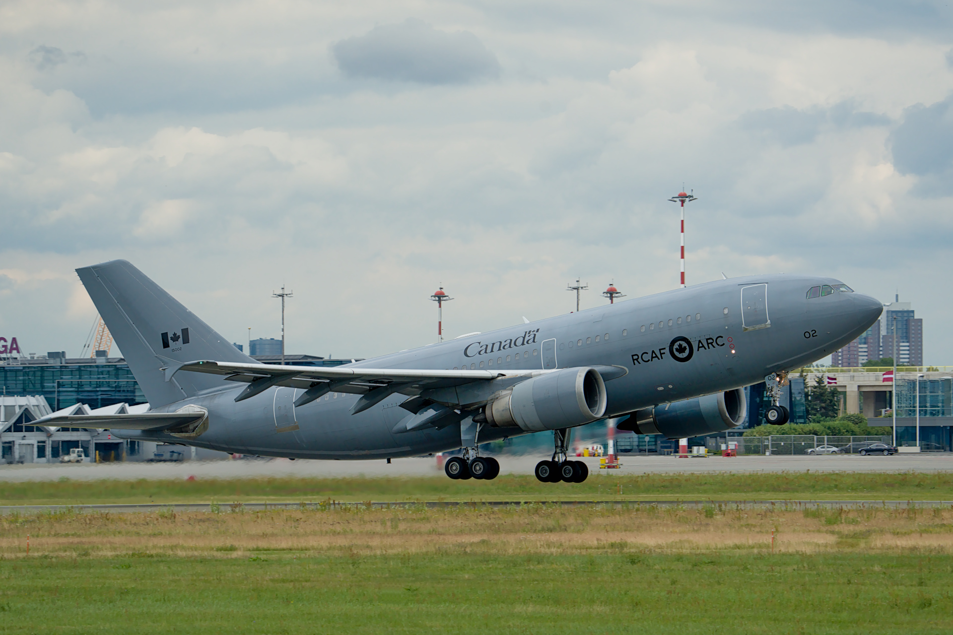 Royal Canadian AirForce Airbus A310 15002