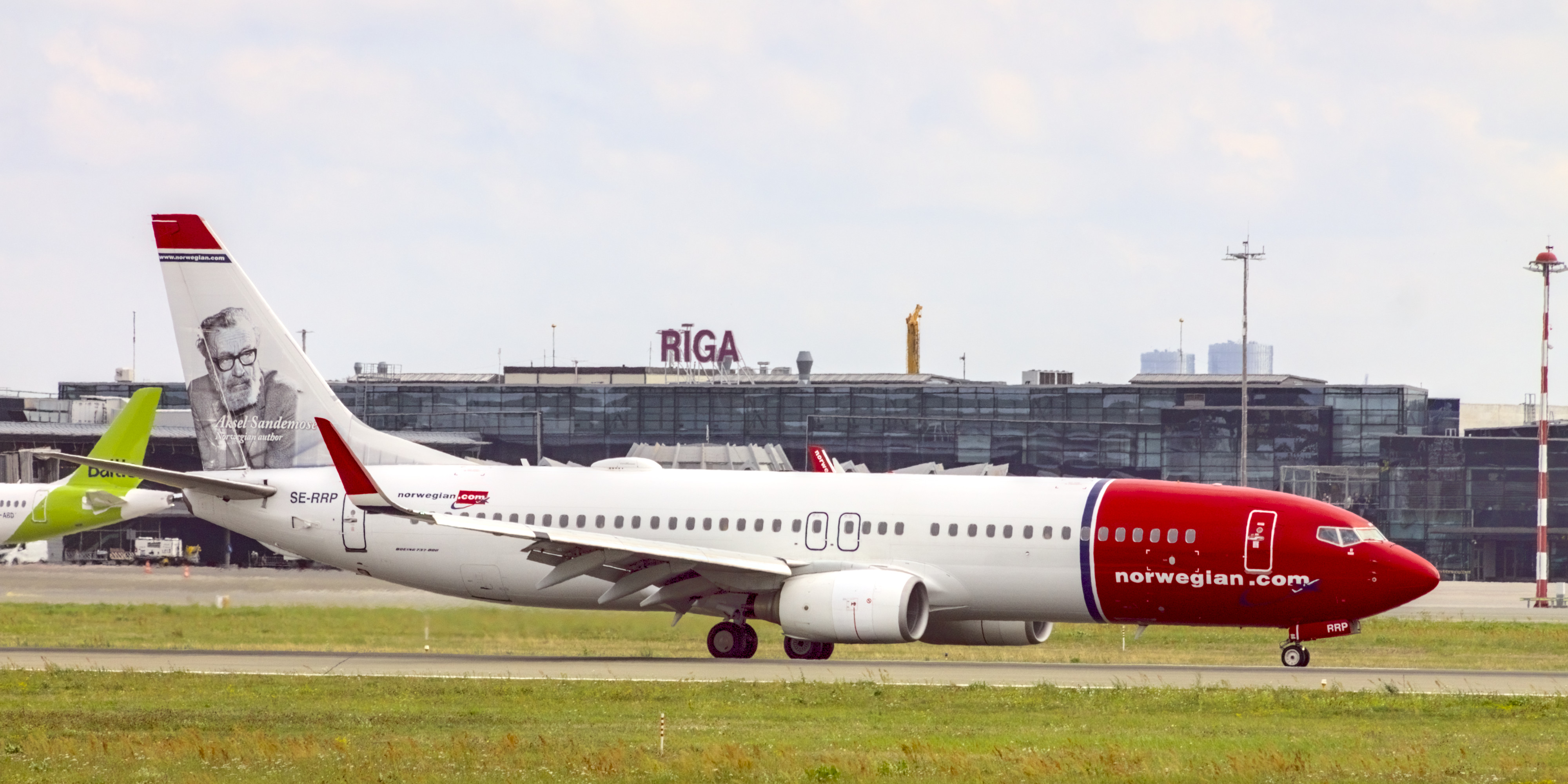 Norwegian Air Sweden Boeing 737-800